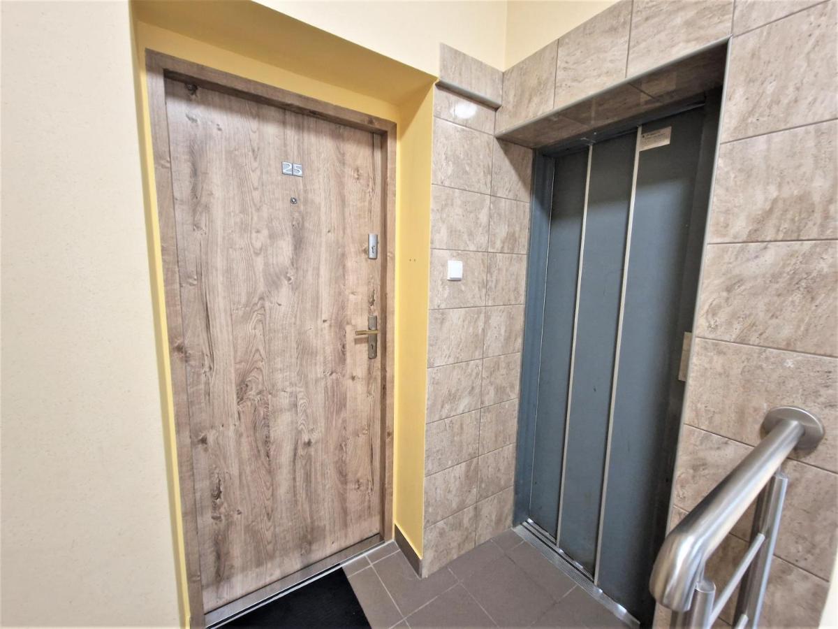 J&W Apartments Grojecka Glam Flat Варшава Екстериор снимка